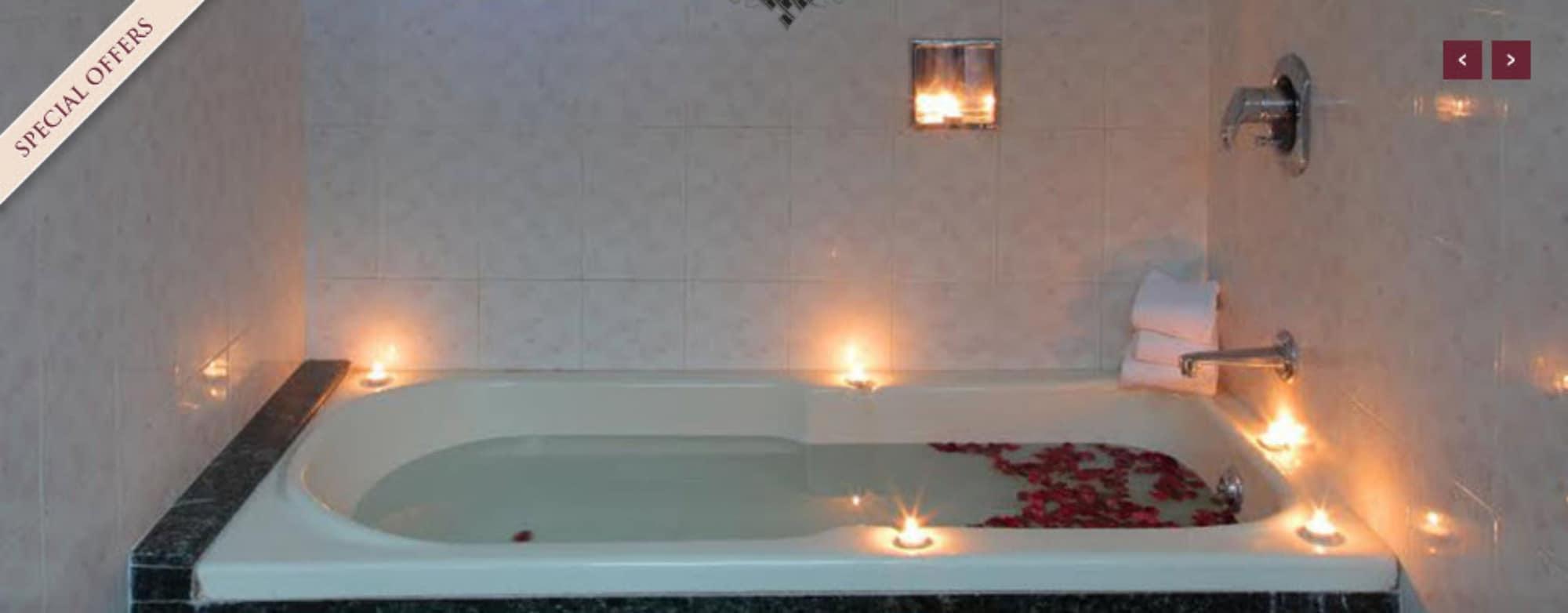 Hiltop Hotel Мумбаи Экстерьер фото