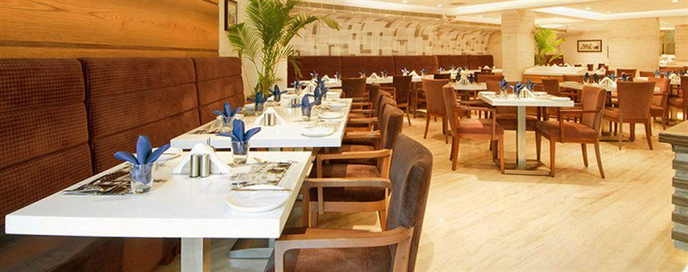 Hiltop Hotel Мумбаи Экстерьер фото